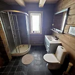 Beautiful Classic With Sauna And Hot Tub Hébergement de vacances *