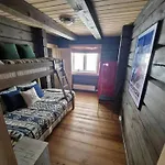 Beautiful Classic With Sauna And Hot Tub