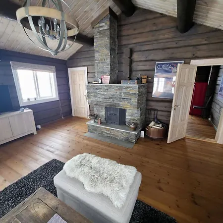Beautiful Classic With Sauna And Hot Tub