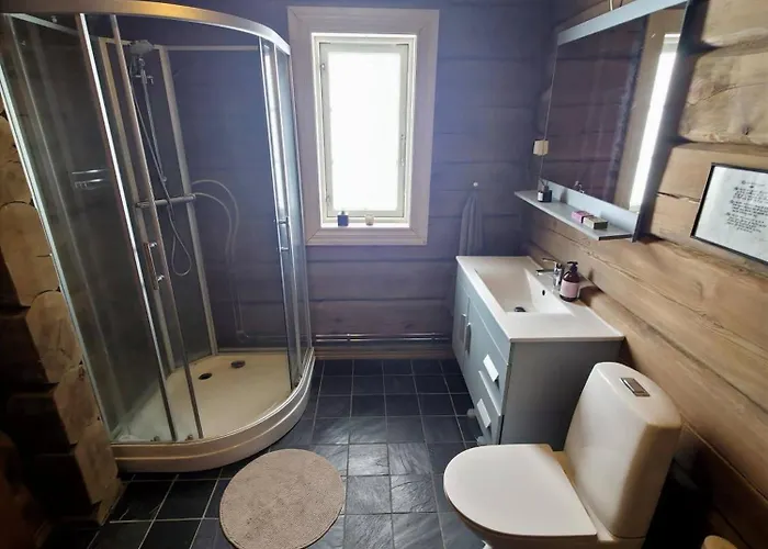 Beautiful Classic With Sauna And Hot Tub Feriehus *
